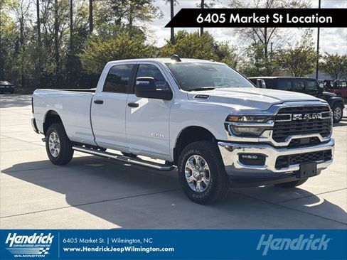 Certified 2025 RAM 2500 Big Horn AWD/4WD image 1