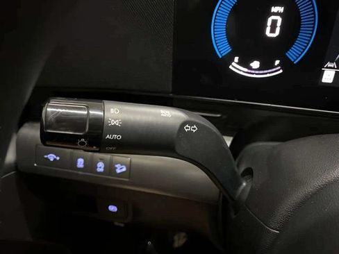 Used 2026 Hyundai Kona SE FWD image 35
