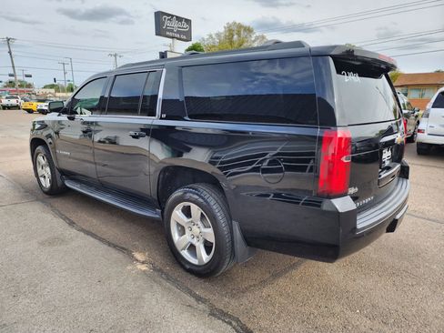 Used 2017 Chevrolet Suburban LT AWD/4WD image 5