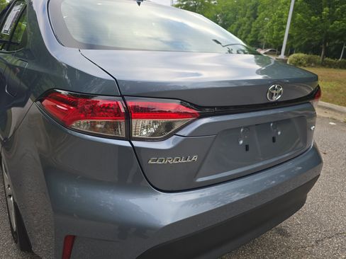 Used 2026 Toyota Corolla LE FWD image 33