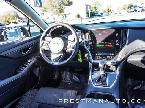 Used 2025 Subaru Outback Premium image 27