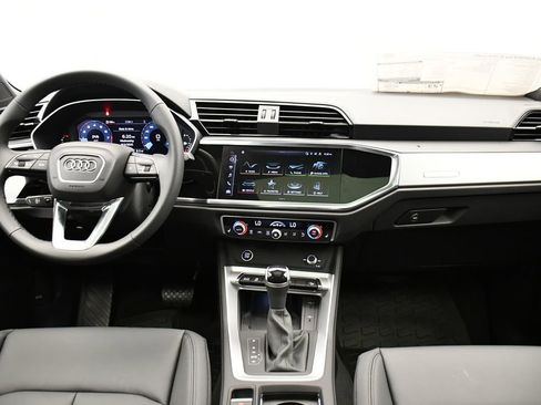 Used 2025 Audi Q3 2.0T Premium w/ Convenience Package image 20