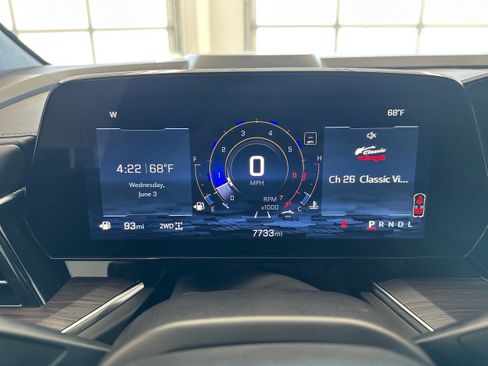 Used 2025 Chevrolet Tahoe Z71 w/ Comfort Package AWD/4WD image 25