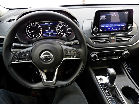 Used 2020 Nissan Altima 2.5 S image 17