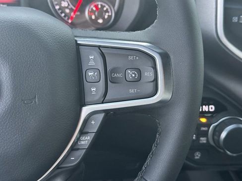 New 2026 RAM 1500 4x4 Crew Cab image 23