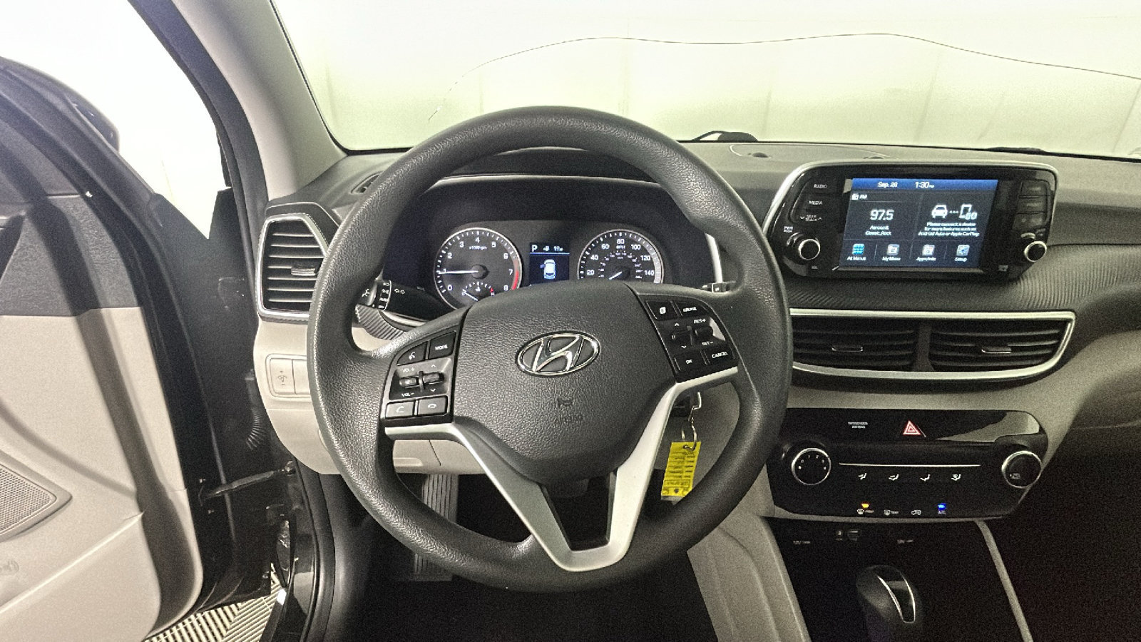 Used 2021 Hyundai Tucson SE FWD image 17