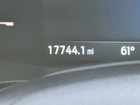 Used 2025 Ford Escape ST-Line image 32