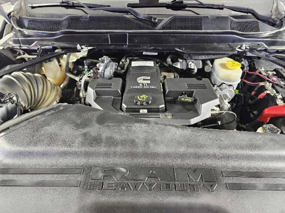 Used 2022 RAM 2500 Tradesman w/ Chrome Appearance Group AWD/4WD image 19