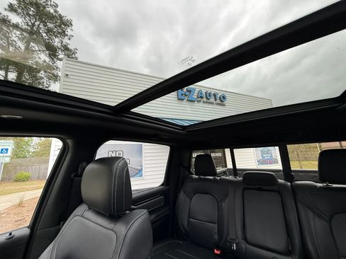 Used 2022 RAM 1500 Big Horn AWD/4WD image 20