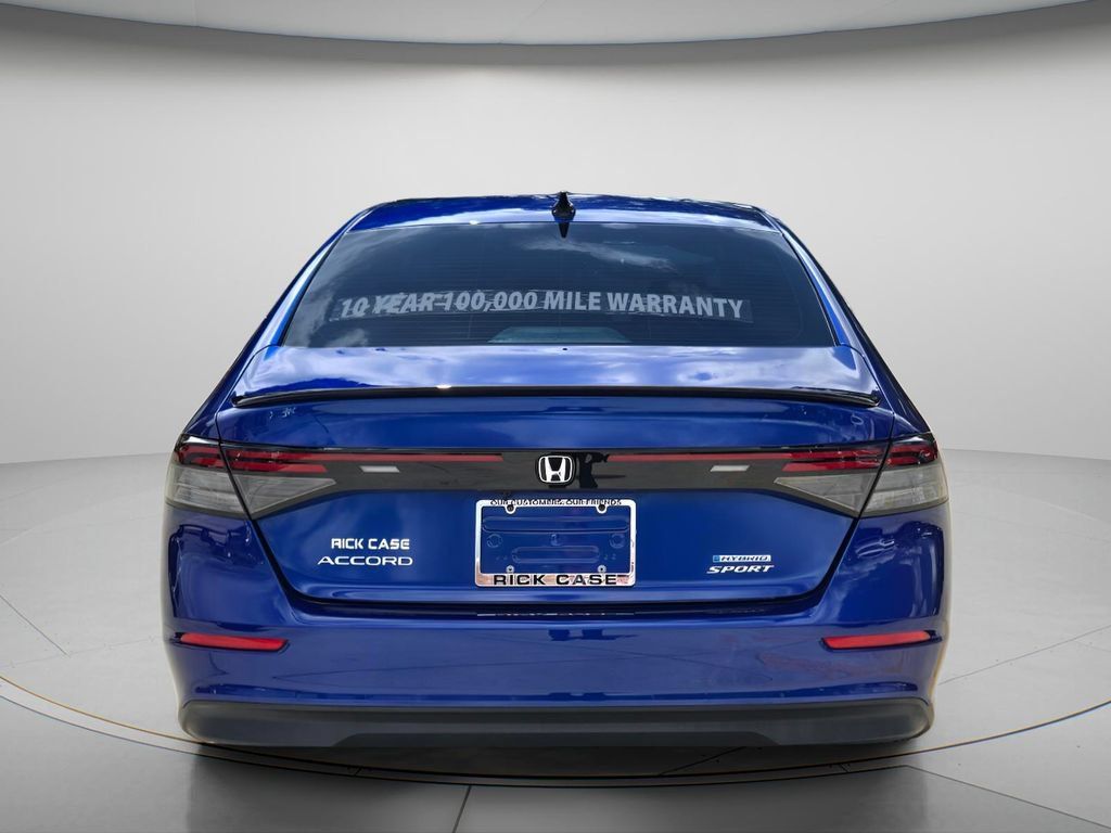 Used 2025 Honda Accord Sport image 5