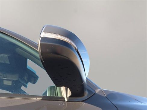 Used 2024 Toyota Tacoma TRD Sport w/ TRD Sport Upgrade Package image 17