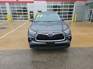 Used 2020 Toyota Highlander XLE video 2