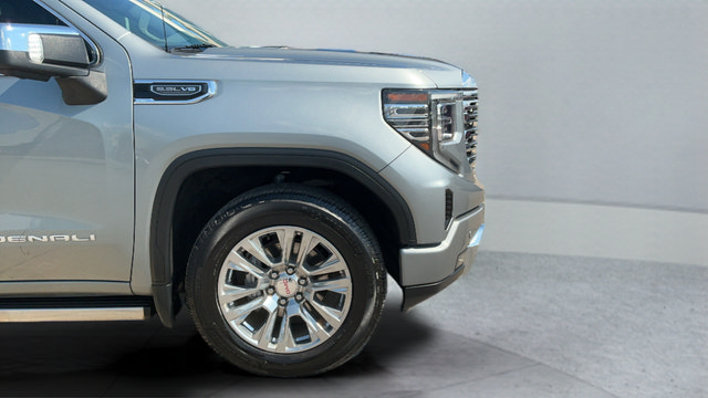 Used 2024 GMC Sierra 1500 Denali w/ Technology Package AWD/4WD image 27