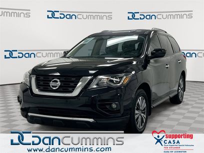 Used 2020 Nissan Pathfinder SV