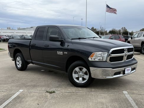 Used 2017 RAM 1500 Tradesman w/ Popular Equipment Group image 2