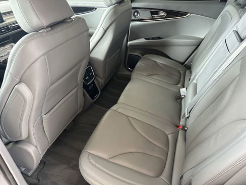 Used 2022 Lincoln Nautilus Reserve w/ Equipment Group 201A image 28