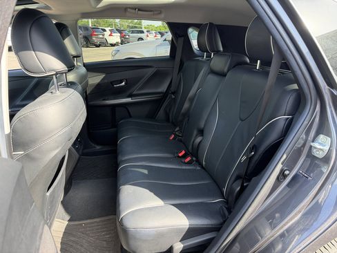 Used 2015 Toyota Venza XLE w/ XLE Premium Package AWD/4WD image 10