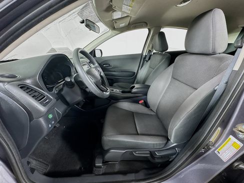 Used 2020 Honda HR-V LX image 12