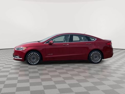 Used 2017 Ford Fusion Platinum FWD image 5