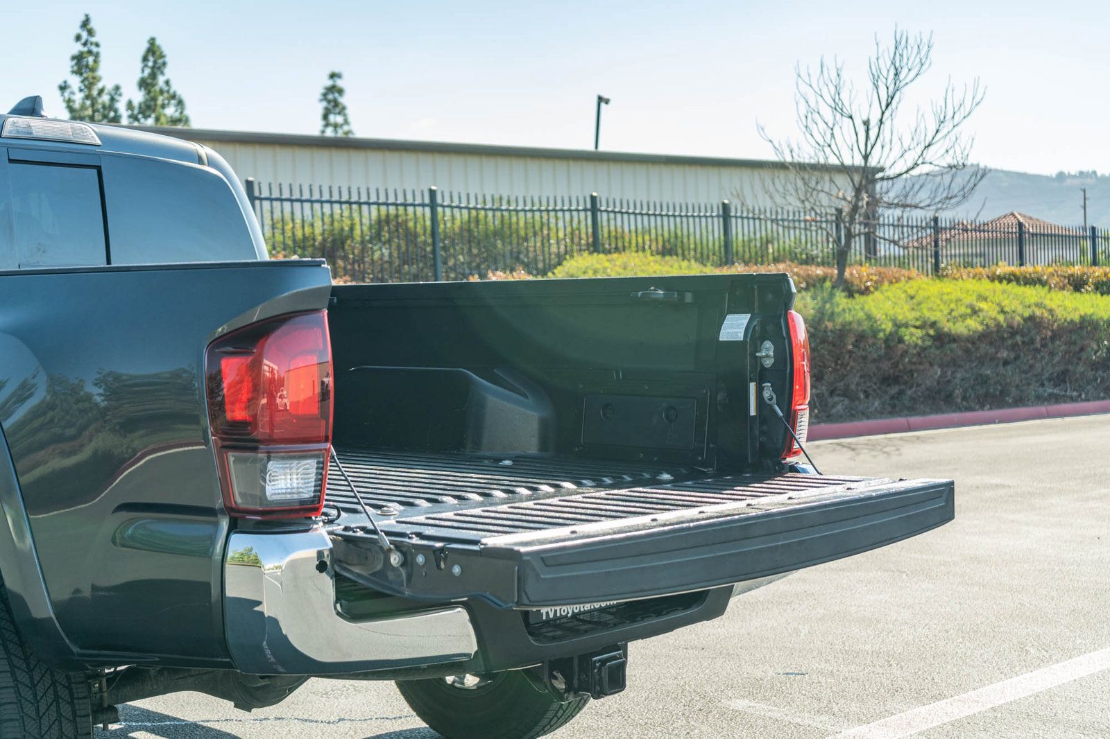 Used 2020 Toyota Tacoma SR5 RWD image 22