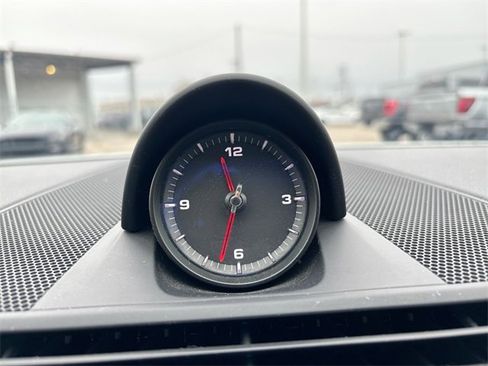 Used 2023 Porsche Panamera image 29