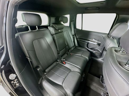 Certified 2021 Mercedes-Benz GLB 250 4MATIC image 35