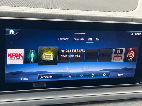 Used 2025 Mercedes-Benz GLS 450 4MATIC image 23