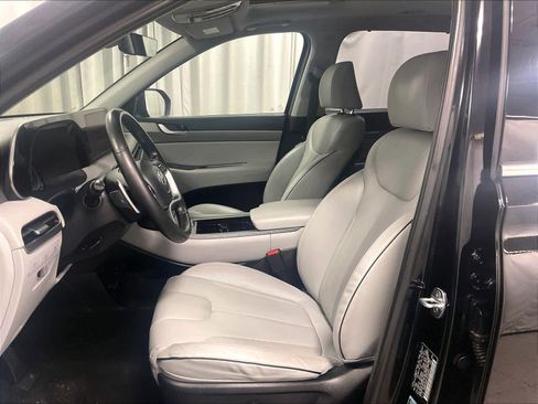 Used 2023 Hyundai Palisade SEL w/ Premium Package image 10