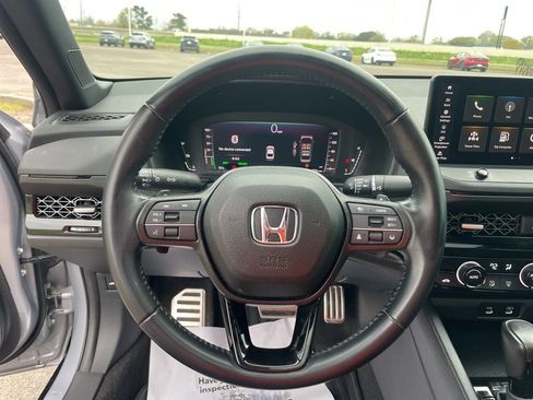 Used 2023 Honda Accord Sport image 27