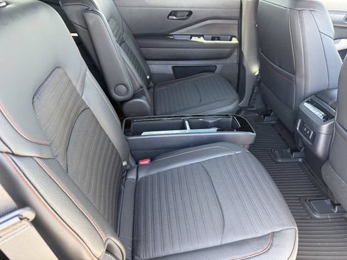 New 2026 Nissan Pathfinder Rock Creek w/ Rock Creek Premium Package AWD/4WD image 14