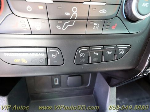 Used 2018 Ford Escape Titanium image 24