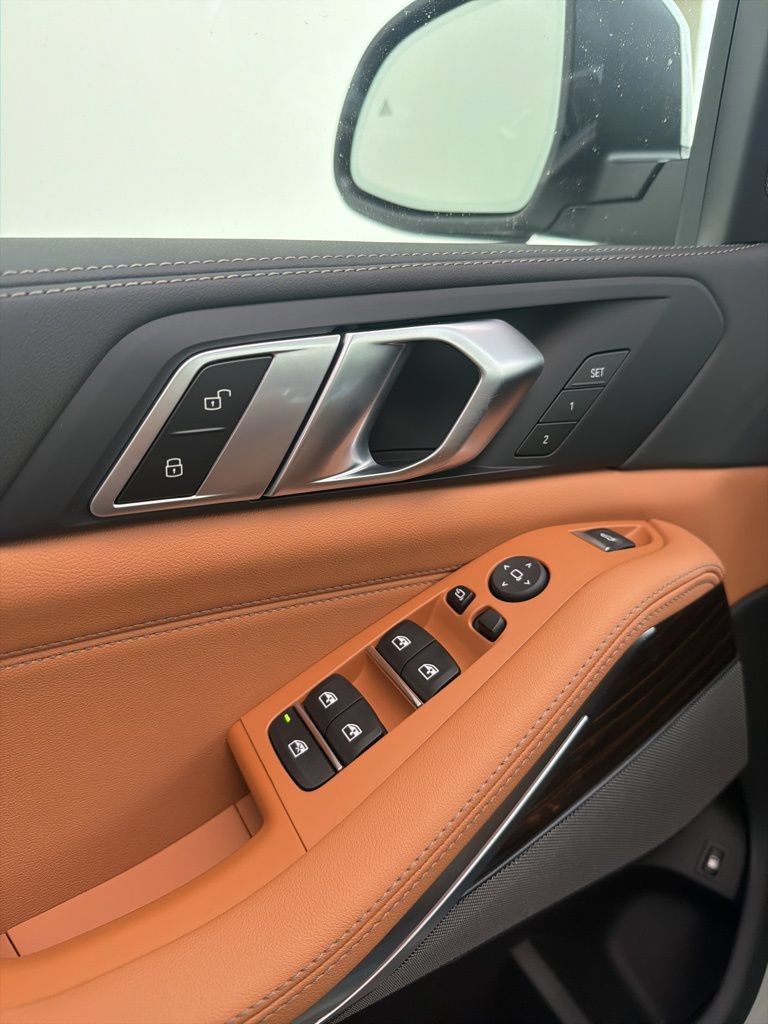 New 2026 BMW X7 M60i AWD/4WD image 77