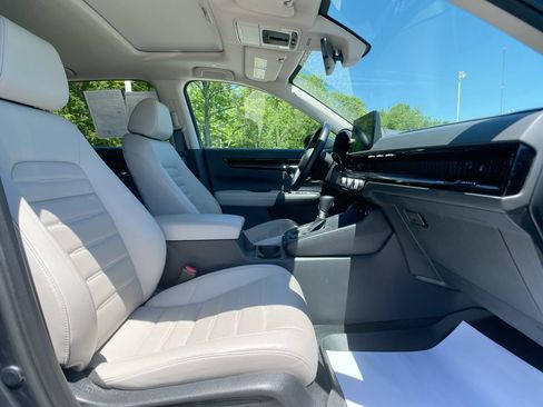 Used 2025 Honda CR-V EX-L image 27