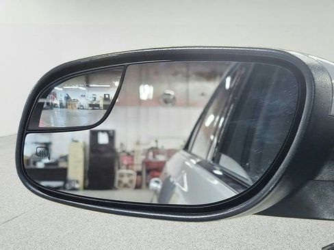 Used 2017 Ford Taurus SEL w/ Equipment Group 201A AWD/4WD image 12