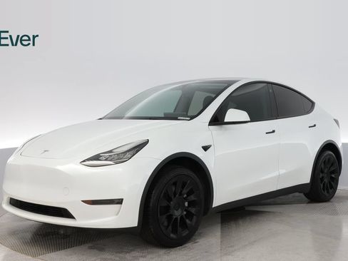 Used 2023 Tesla Model Y Long Range AWD/4WD image 2