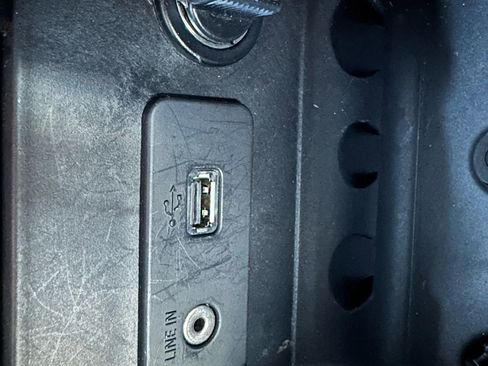 Used 2010 Ford Mustang GT image 19