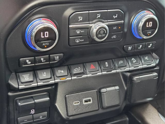 Certified 2022 GMC Sierra 3500 Denali AWD/4WD image 26