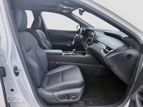 Used 2025 Lexus RX 350 Premium w/ Accessory Package (Z1) FWD image 16