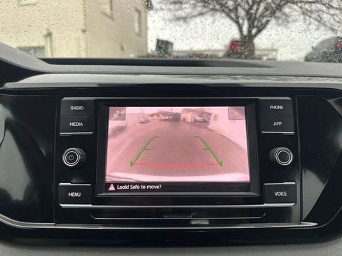 Used 2024 Volkswagen Taos S image 15