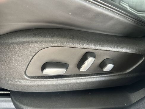 Certified 2023 Cadillac XT5 Sportv w/ Platinum Package image 21