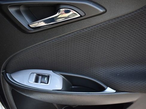 Used 2023 Chevrolet Malibu RS image 14