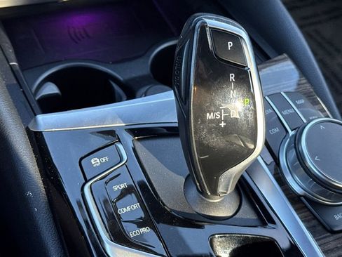 Used 2021 BMW 530i w/ Convenience Package image 23