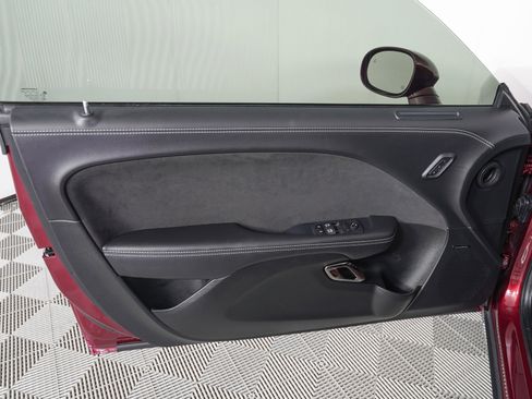 Used 2023 Dodge Challenger SRT Hellcat image 13