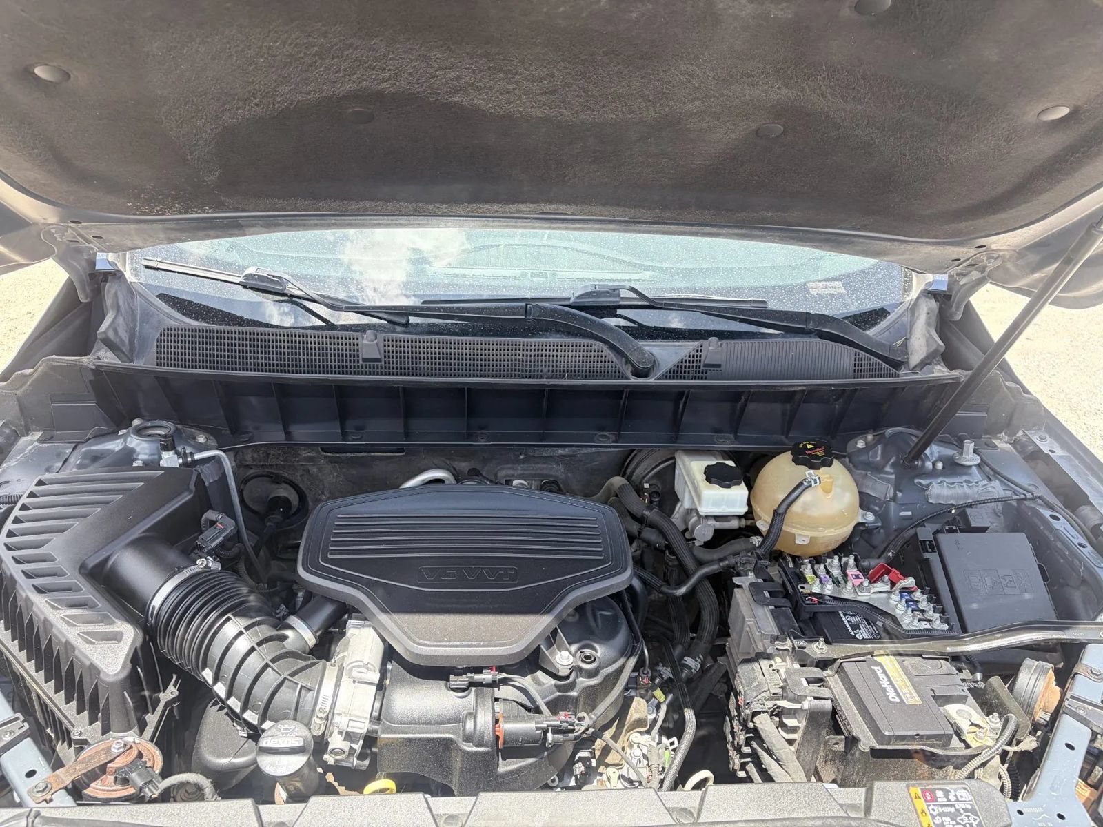Used 2019 GMC Acadia SLT FWD image 18