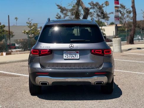 Used 2021 Mercedes-Benz GLB 250 image 11