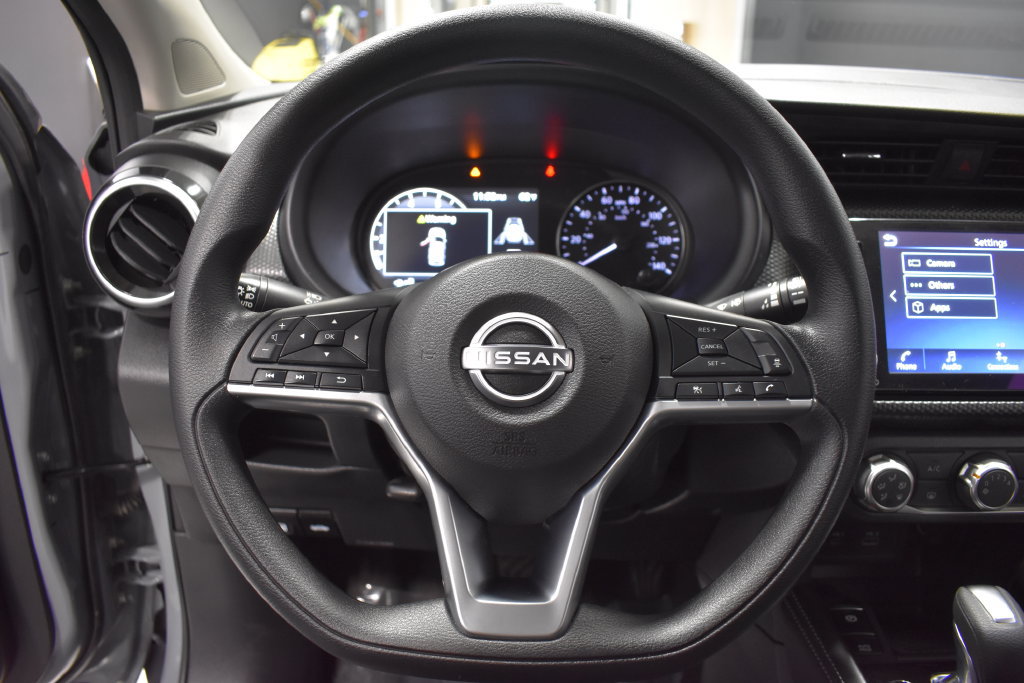 Certified 2023 Nissan Kicks SV FWD image 25