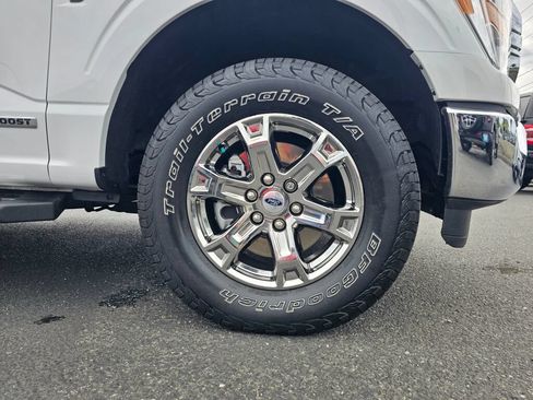 Used 2021 Ford F150 XLT w/ Equipment Group 301A Mid AWD/4WD image 9
