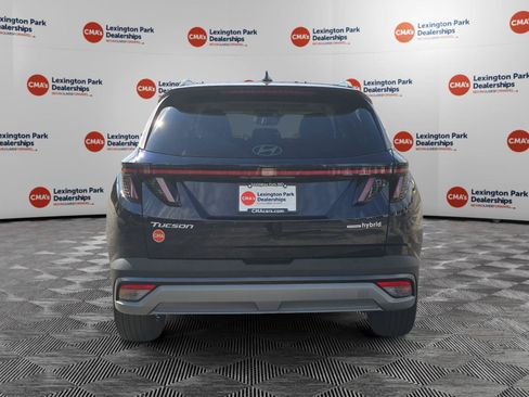 Certified 2025 Hyundai Tucson SEL AWD/4WD image 6