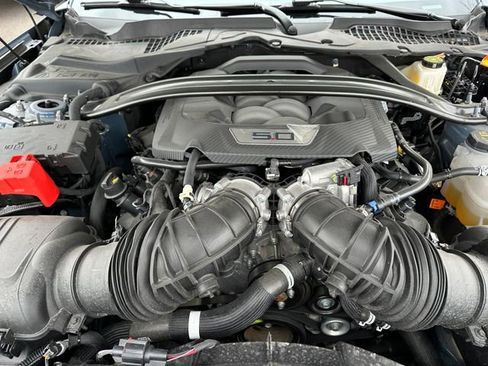 Used 2024 Ford Mustang GT Premium image 10