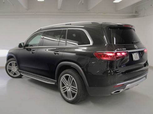 Certified 2026 Mercedes-Benz GLS 450 4MATIC image 9